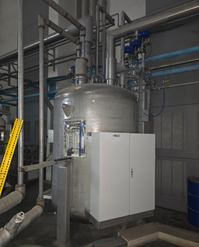 80 K Helium Generation Cold Box