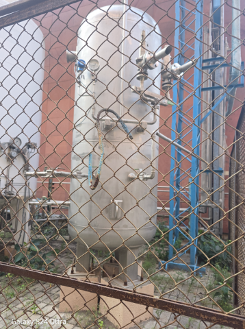 Helium Gas Buffer Tank